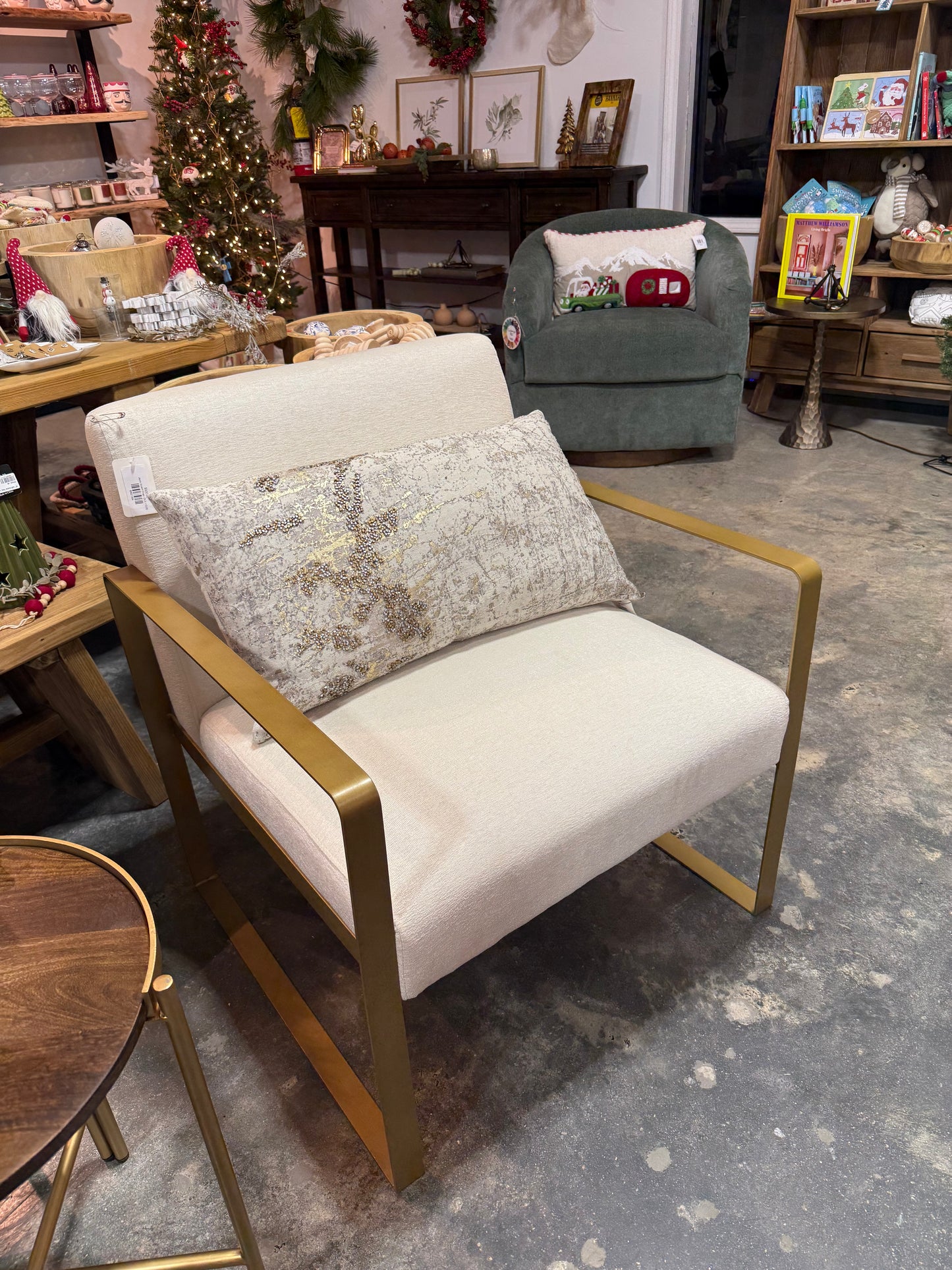 Jayco Accent Chair- OLX